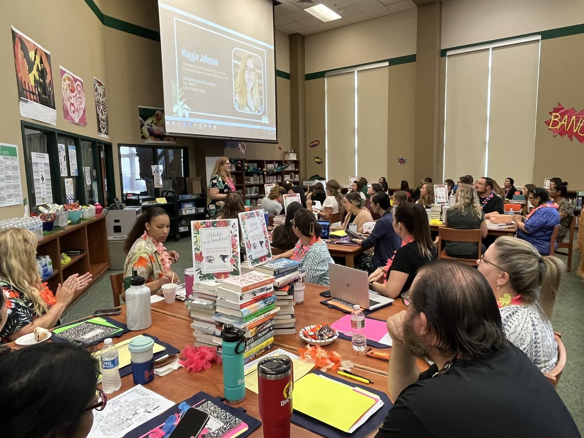 sistasusan's tweet photo. New secondary ELA teachers begin to understand our philosophy, how to meet our student needs, and best ways to engage our readers and writers. #ccisdimpact https://t.co/Tp5hg9RPrH