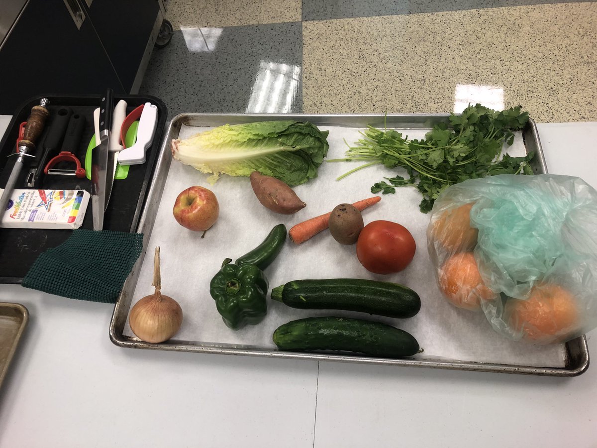 Steve_Basnight's tweet photo. Congratulations to our @Daretolearn_DCS School Nutrition Director, Kelleta Govan, for hosting the NC K-12 Culinary Institute this week at First Flight High School! Professional Development & Learning for everyone!
#DareToLearn
#learningcenteredevidenceinformed https://t.co/iSa1M7eykU
