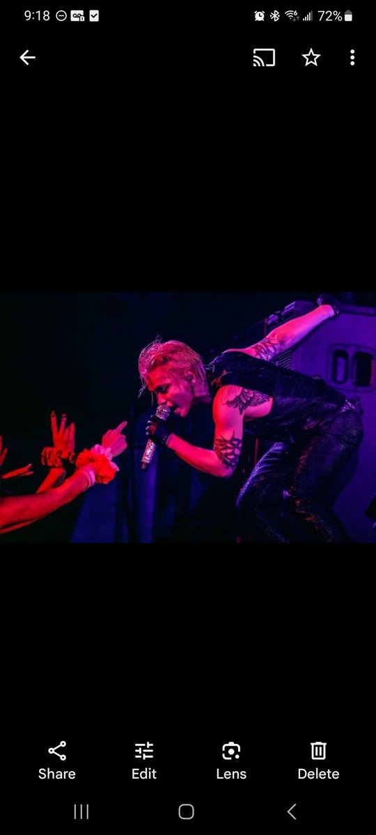 AshelyHouser37's tweet photo. Happy HYDE day!!! Favorite images of HYDELIVE2023 🖤
#HYDE
#HYDEの日
#810の日
#はいどの日
#DEVILSIDE
@HydeOfficial_ https://t.co/xFcr1QGwc2