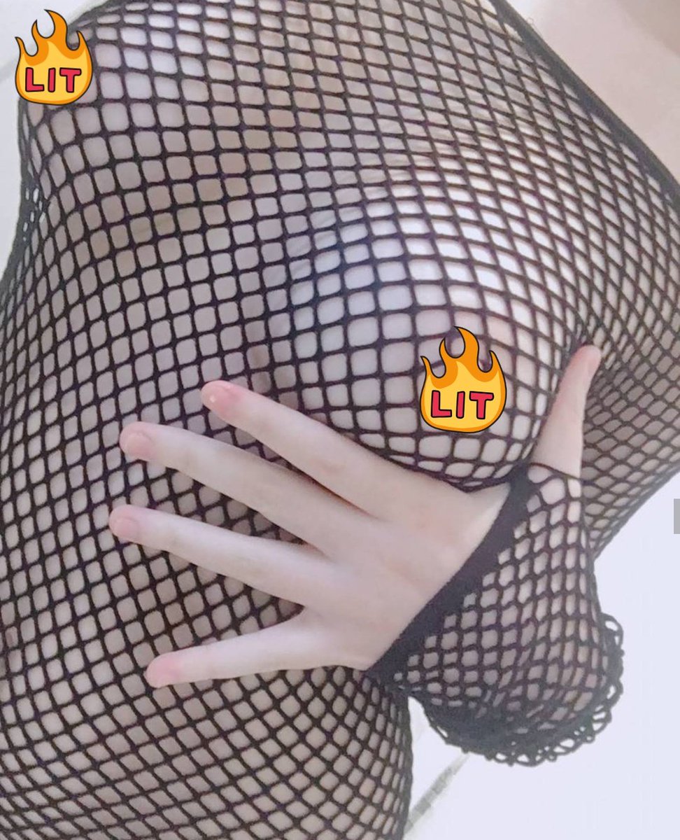 Micaelagmss's tweet photo. rt= peitinho

#pintoawards
#xotaawards
#bundaawards
#novinha https://t.co/lQ3dR6UwPy