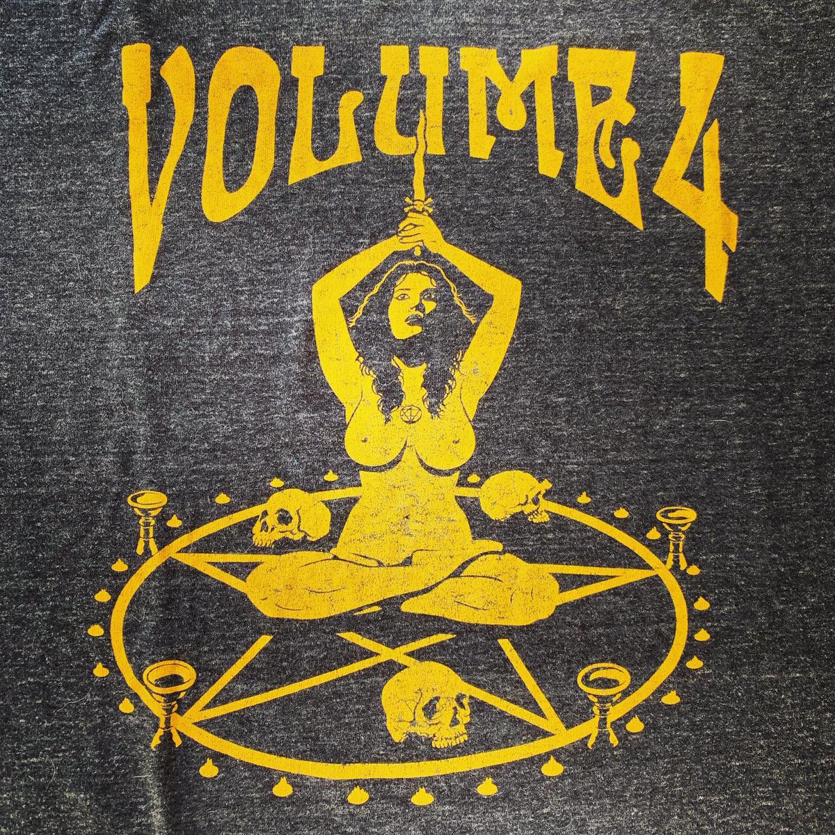 brianromero's tweet photo. βRitualβ t-shirt graphic for Volume 4, 2013.
#throwbackthursday #vol4 #listentovolume4 #tshirtdesign #tshirt #artwork #artist #ritualmagick https://t.co/2AYwLm7i55