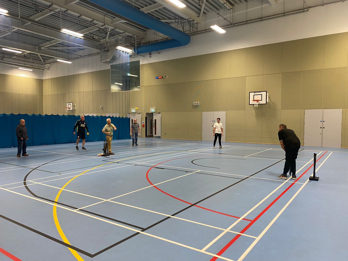 sportforconf's tweet photo. A big thank you to Sean at @ClockCricket for delivering two of their hugely enjoyable, light hearted and fun walking cricket sessions for our early onset dementia &amp; @age_uk participants at Harrow Lodge Leisure Centre this week! 🏏 

Everyone absolutely loved it! 🙌 https://t.co/JPOalhSyLd