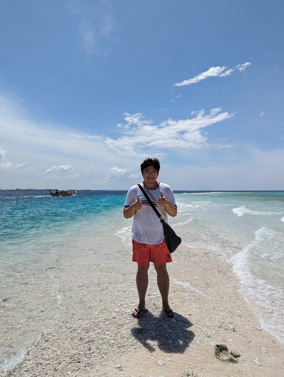 Zenoax's tweet photo. Nakapunta narin sa sta Cruz island. Pink beach dahil s corals. Pero masyado tirik araw Hindi pansin 😅 https://t.co/JLB5MwqQqJ