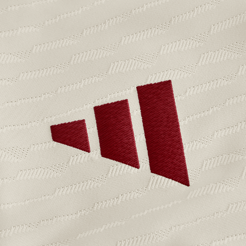 ManUtd's tweet photo. All about the finer details 🔺

#MUFC || #adidasFootball
