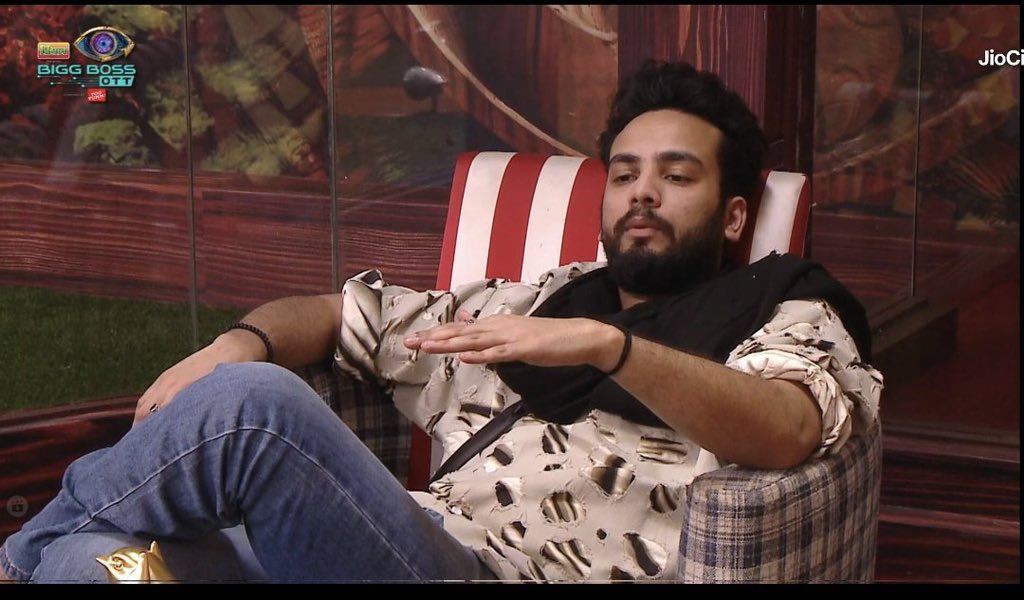 BBTak2468's tweet photo. Open Challenge To #ElvishIsTheBoss  Fans Dam hai toh ye poll Jeet ke dikho Against #Abhishek
🔄RT for #ElvishYadav𓃵
👍Like For #AbhishekMalhan

#BiggBossOTT2 #BBOTT2 #Abhiya  #Abhisha #ManishaRani #JiyaShankar #AbhishekMalhan #SalmanKhan #ElvishArmy𓃵  #FukraInsaan https://t.co/jY25JF0qdq