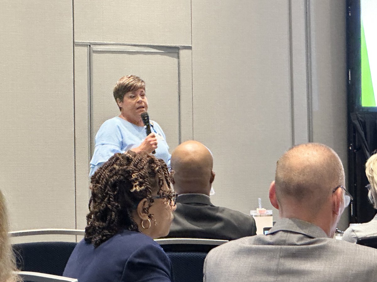 Darin Crawford tweet media