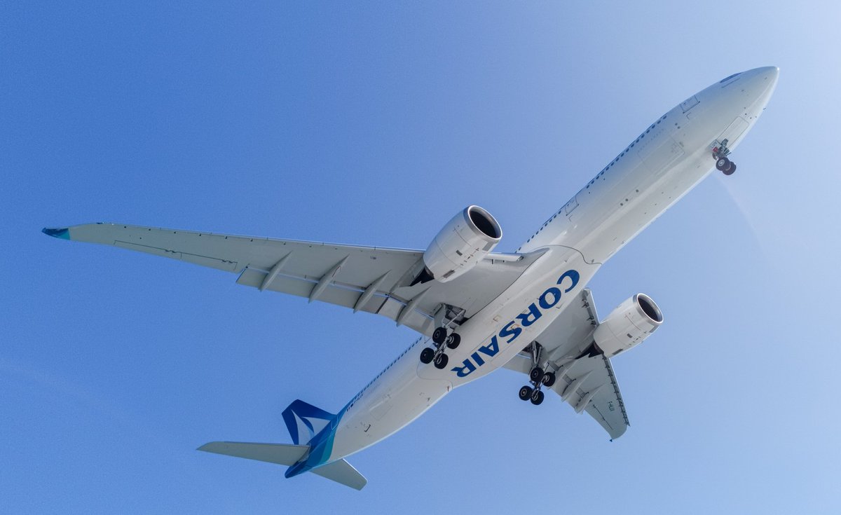 citizen_K4's tweet photo. @Timgreenhornet @Airbus @CorsairFr F-HLUV en approche finale sur la piste 14 de l'aéroport Roland Garros (08/08/23 : MRS-RUN). https://t.co/7JhtjRdIXf