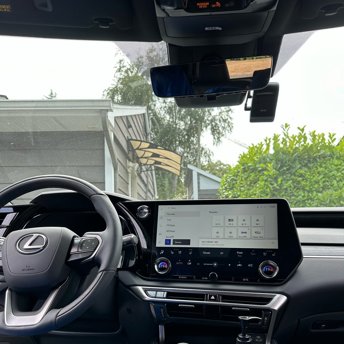 SafeDriveSolut1's tweet image. New #lexus finished with a #dashcam from #thinkware