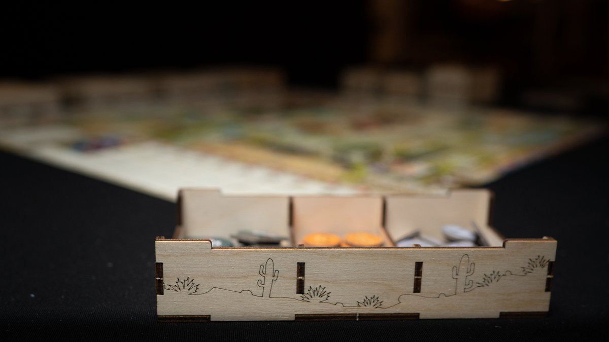 LaseroxInserts's tweet photo. #greatwesterntrail #2ed #organizer

🐃 Does your cattle herd move in an organised way to Kansas City?

#boardgamegeek #tabletopgaming #boardgames #boardgameorganizer #boardgamers #games #organizers #insert #lasercut #plywood #boardgame https://t.co/junUkqzgYm