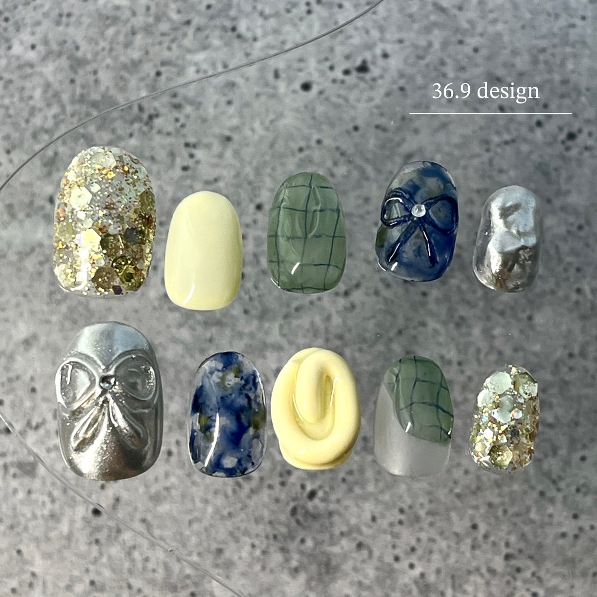 chinyan_bin's tweet photo. オーダーメイドの、ネイルチップショップを準備中です💅✨

普段ネイルができない方も。
気分によってネイルを変えたい方も。

お一人お一人のサイズに合わせて作るので、自爪にジェルネイルをしているかのような感覚と見た目になります✨

ライン友達追加で初回半額クーポンも発行します😋💝 https://t.co/jIf7C2NuE6