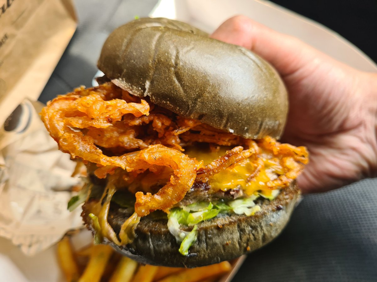 The Movie Buff (@damoviebuff) on Twitter photo Holy nutz. Check this #ChuckNorris #Burger from #MyBurgerLab <a href="/myBurgerLab/">myBurgerLab</a> it has #AngusCheeseBurger #ShreddedBBQBeefBrisket #FriedOnionStrings #Pickles #ShreddedLettuce and #SignatureBurgerSauce . You feel like Chuck Norris just gave you a kick to the stomach! Delicious! Holy nutz. Check this #ChuckNorris #Burger from #MyBurgerLab <a href="/myBurgerLab/">myBurgerLab</a> it has #AngusCheeseBurger #ShreddedBBQBeefBrisket #FriedOnionStrings #Pickles #ShreddedLettuce and #SignatureBurgerSauce . You feel like Chuck Norris just gave you a kick to the stomach! Delicious!