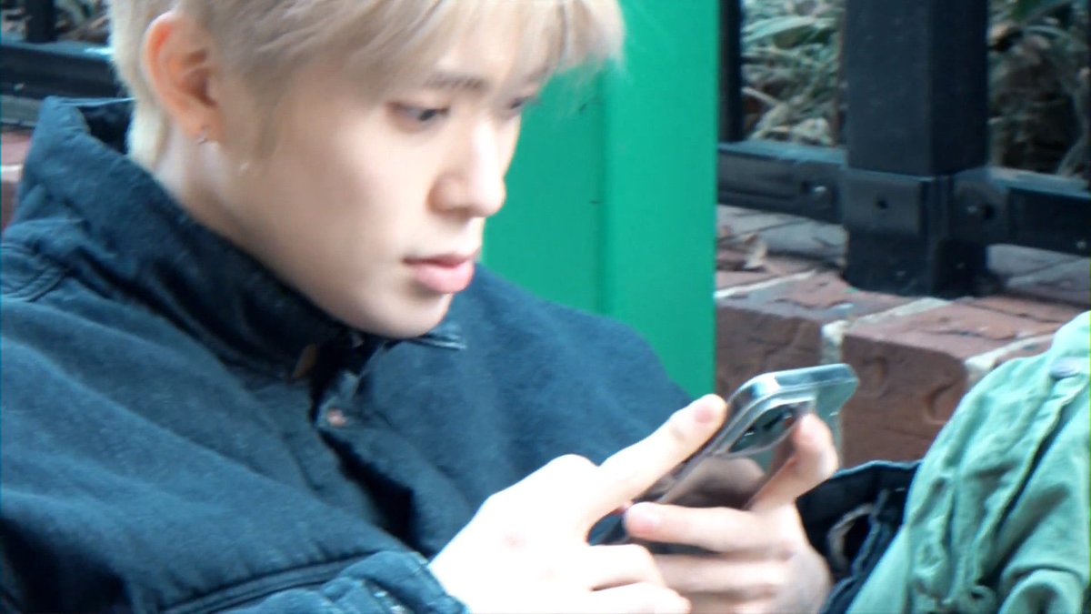 แจพลีส tweet media