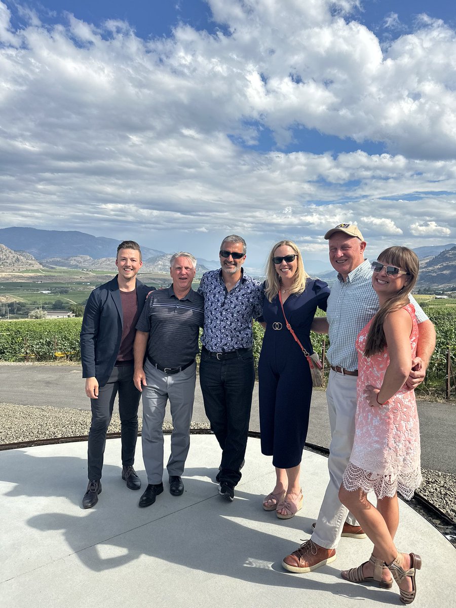 BrittnyAnderso's tweet photo. I am going to be blunt. The media stories about the wildfires are making people reconsider their plans and cancel their trips to the Okanagan, Similkameen, Kootenays etc. I have been in the Okanagan/Similkameen for the past week, and it has been phenomenal. 

A🧵 1/ https://t.co/DEguZIHHT5