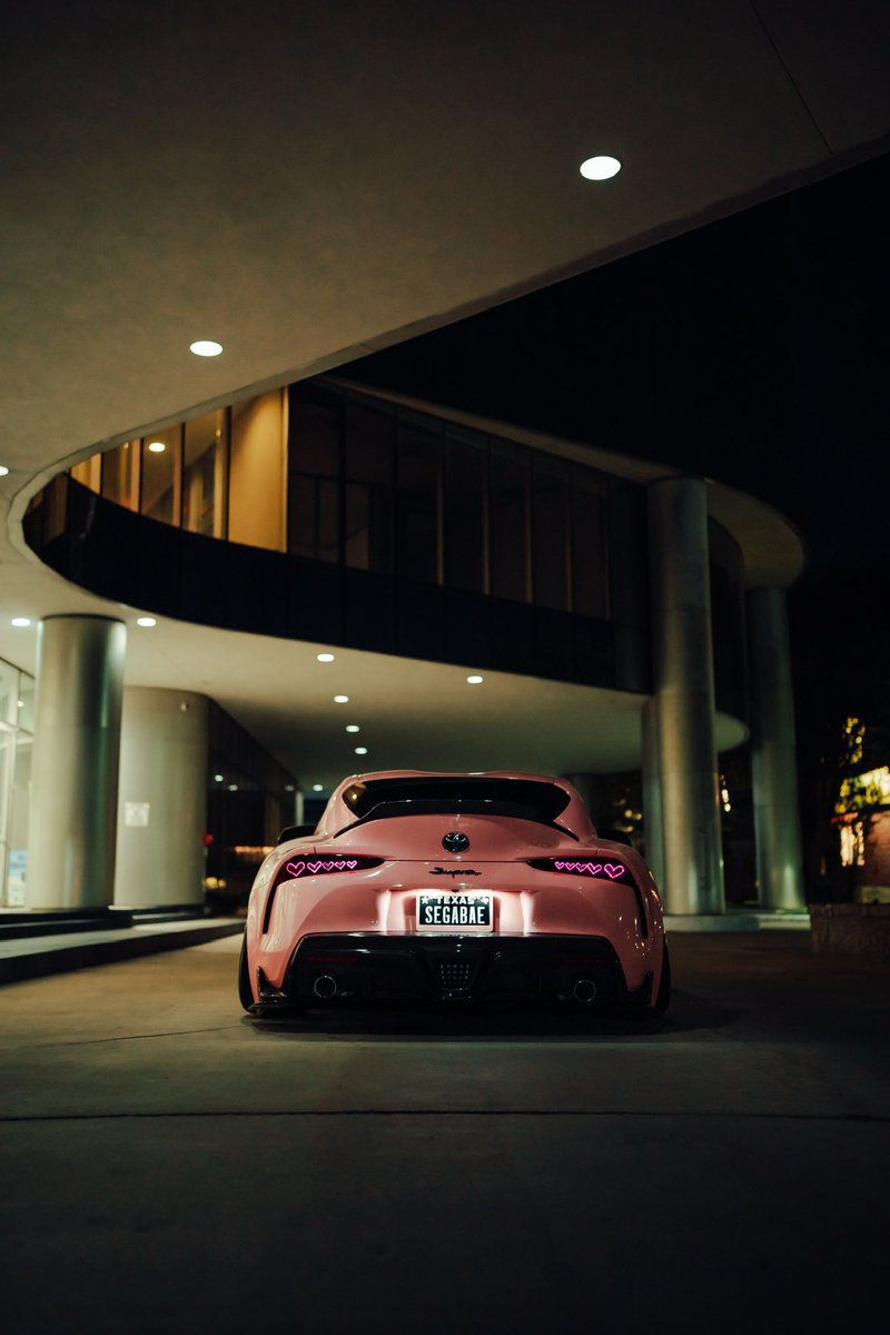 cr2hannah's tweet photo. I wonder if twitter likes supras. https://t.co/2qywW2i0yp