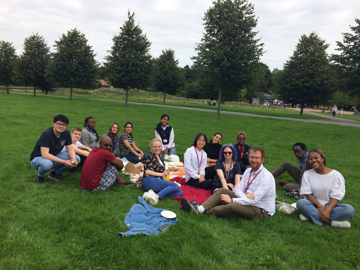 🌥️ BRG 'summer' picnic... 🤔 The sun didn't quite have its hat on, as we were all eagerly anticipating, but we still managed to get outside and enjoy a picnic on Exhibition Park this afternoon! 😀