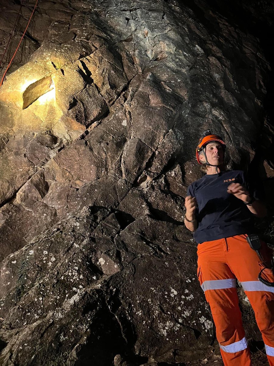 nbrses's tweet photo. Another awesome training session tonight with a visit to the Glasshouse Mountains… for yet another inter-group exercise to see their VR operation as well as how we can assist in such activations! 

Thanks to Kerrie from Glasshouse SES for hosting 💪🏼 https://t.co/RWhlXz4sZ0