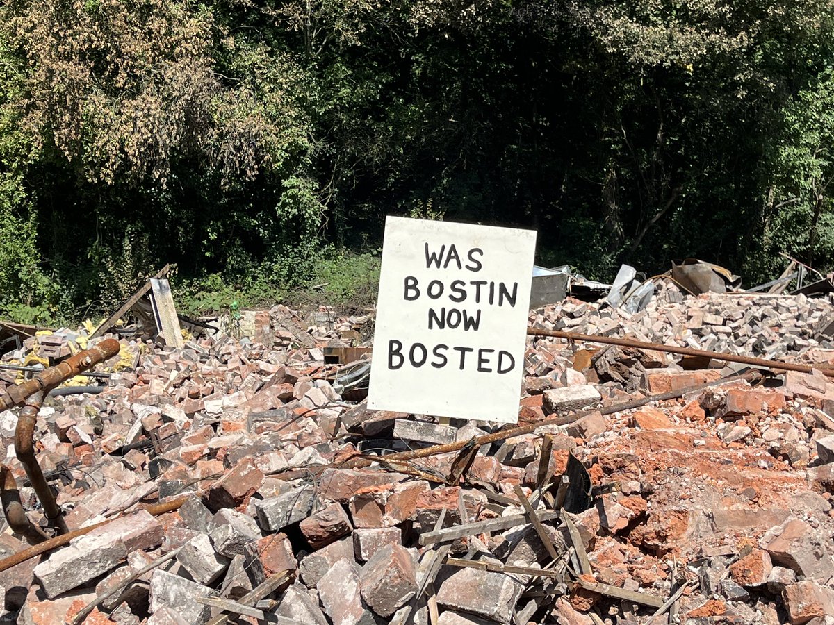 Some #BlackCountry black humour in the rubble at the #CrookedHouse today