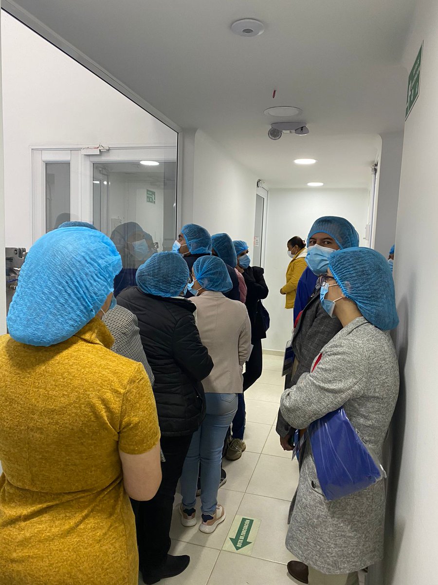 ascifcolombia's tweet photo. 40 empresarios hicieron parte del #ClústerFarma que tiene como objetivo avanzar en transferencia de conocimiento, investigación y desarrollo entre @ascolprofar @camaracomerbog e Industria Farmacéutica #ASCIF ¡Trabajamos y Avanzamos por el país! ✅🧫⚗️ https://t.co/suPyB84x6I