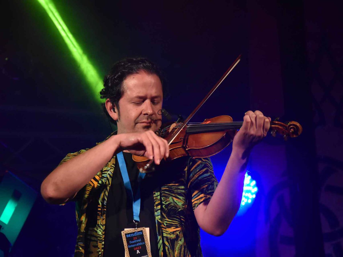 FolkOnCrest's tweet photo. Unas fotos bonitas del FESTIVAL INTERCELTICO DE SENDIM .
Fotos de El Español 
Gracias!
#15primaveras #musicadesalamanca #somosFolkOnCrest https://t.co/qyQpKcKBBX