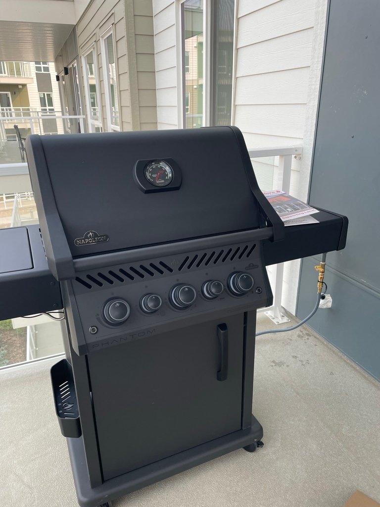barbecuesgalore's tweet photo. Did You Know?: This beautiful Napoleon Phantom was made in Barrie, Ontario. #ShopLocal #ShopCanadian #bbqlovers #bbqpro #BBQNation #barbecuenation #bbqexperts #napoleonmoments #napoleoneats #napoleonbbq #napoleongrills #napoleonphantom #napoleonprestige https://t.co/IQw8wP4PLM