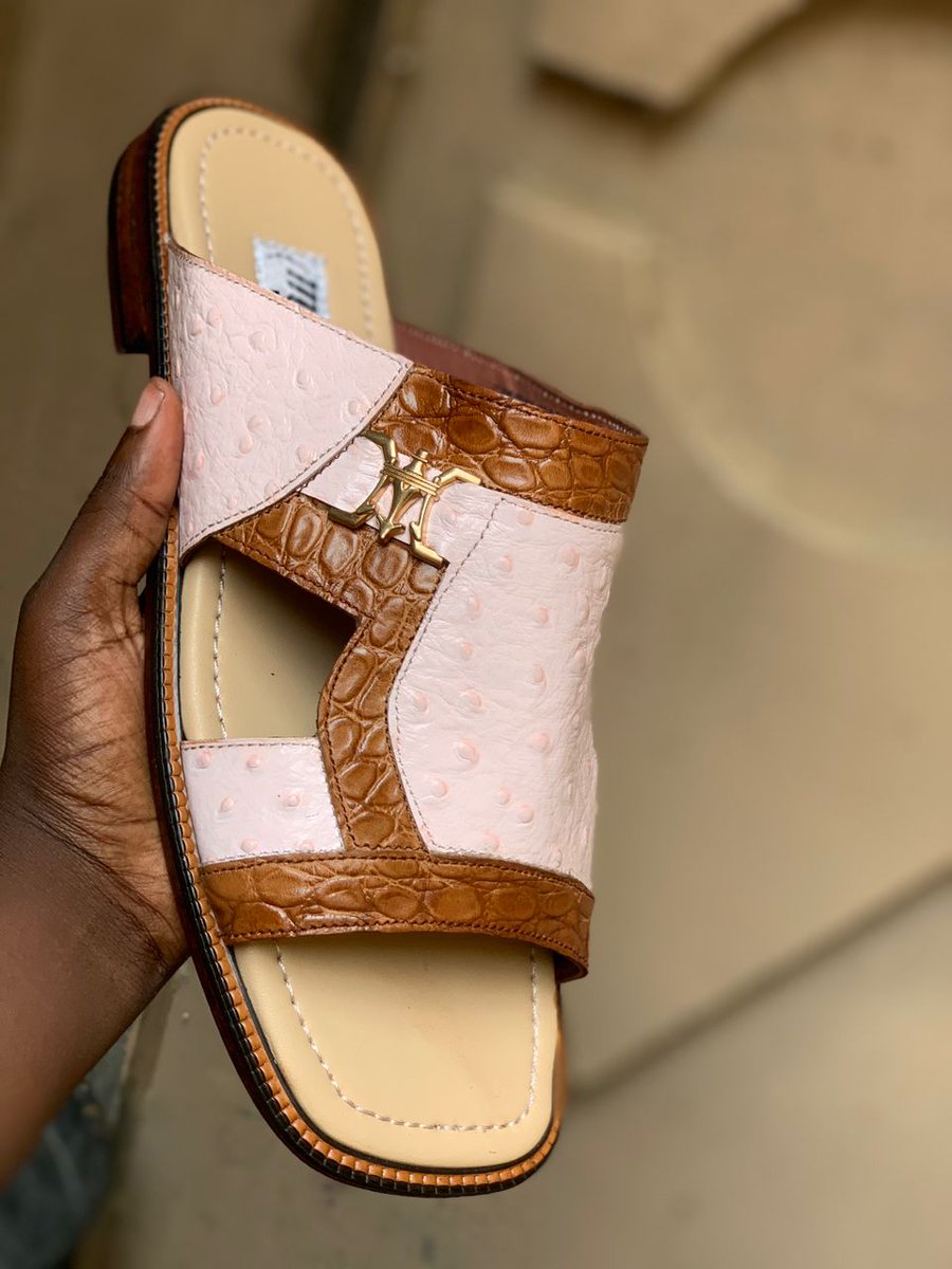 Hi I am a shoemaker ❤️ Please retweet my business Location: Kano Delivery: worldwide Price: 22000 Phone number: 07065717170