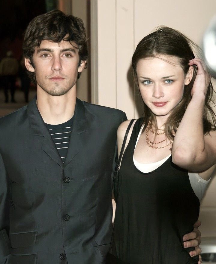 thinkergilmore's tweet photo. obsessed with 2000s alexis bledel and milo ventimiglia https://t.co/YfZ5feMV0z