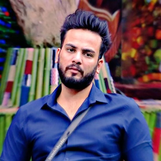 _biggbossfc's tweet photo. 1000 reach Challange

Lets which fandom wins this one

1000 RTs🔃 for #ElvishYadav

1000 Likes❤️ for #AbhishekMalhan

#BiggBossOTT2 #BBOTT2 https://t.co/5TGuYdPvt3