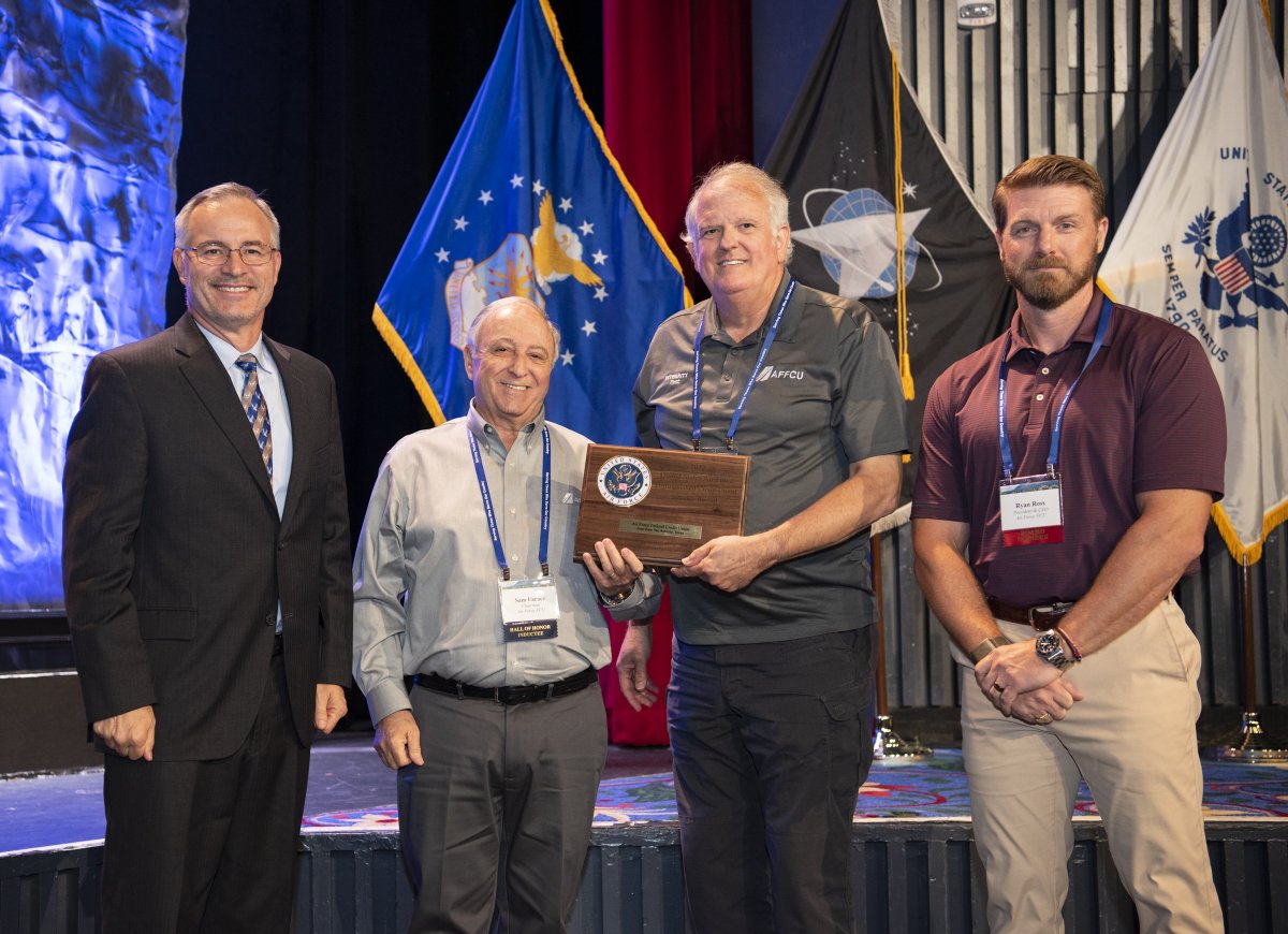 DCUC_HQ's tweet photo. Tuesday, the Department of the Air Force awarded the 2022 Distinguished Credit Union of the Awards. This year's recipients are @wpcu in the large credit union category and @goaffcu in the small credit union category. #DCUC60 📷 Alexander Aleman https://t.co/WHnt7dcsCV