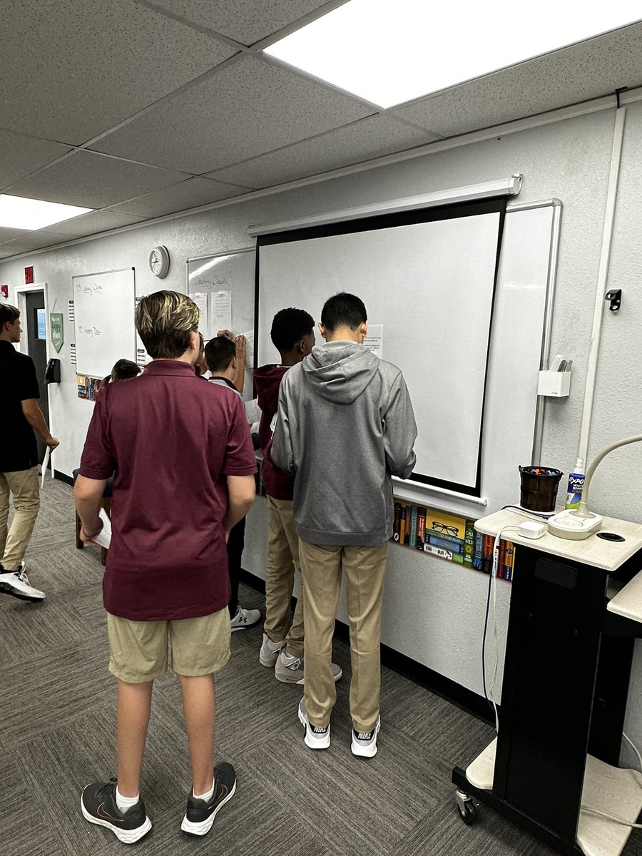 SCAJRHIGH's tweet photo. First day is in full swing for Jr High! From our annual Assembly to classroom scavenger hunts! It’s gonna be a great year!! 💯 #GoSaders #SaderWay https://t.co/cXPMCsF0nj