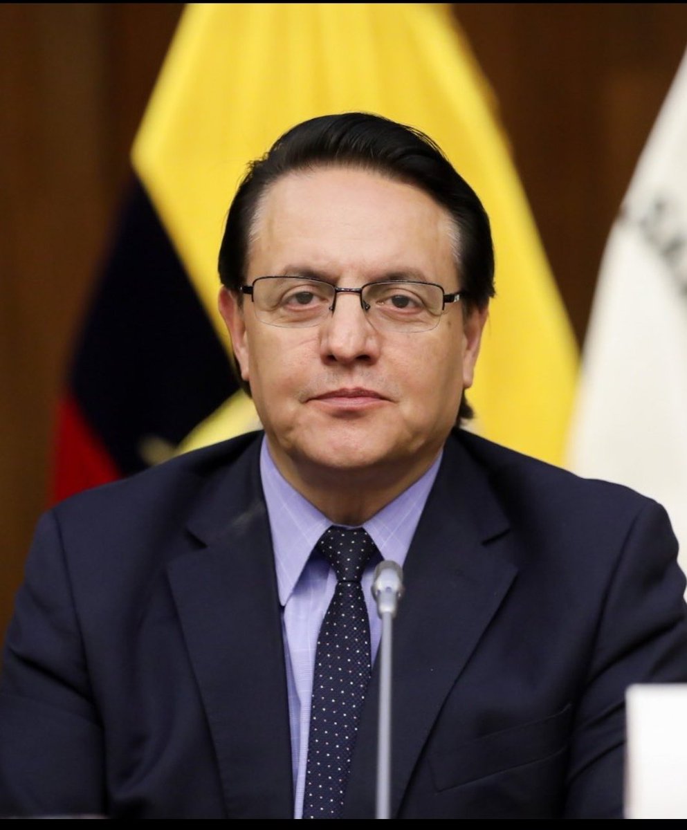 Jabec92's tweet photo. Ningun Delito, dura 100 años, #Villavicencio era el candidato presidencial que tenía mucho con que y por qué actuar, fue perseguido por el Gobierno de los 10 años, y de sobre manera era un riesgo a dicha OPOSICIÓN, sin duda!!, 
Mi sensible apoyo a todos sus deudos y simpatizantes https://t.co/QlsBKHvqe3