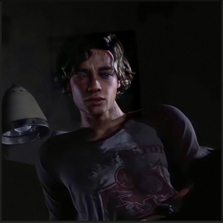 trixie🍷 tweet media