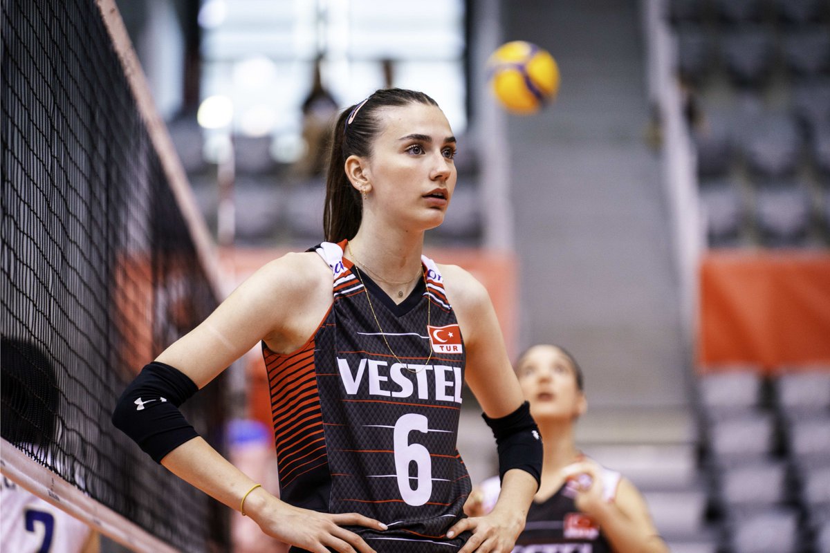 Temmzvolley's tweet photo. Son 4 maçta pasörümüz 🇹🇷Dilay Özdemir'in blok sayıları;

3 blok - 🇭🇷Hırvatistan 3 set
5 blok - 🇰🇷Kore 5 set
4 blok - 🇧🇬Bulgaristan 4 set
3 blok - 🇯🇵Japonya 3 set

Dilay anlık olarak turnuvadaki bütün oyuncular arasında en çok blok yapan 6. isim....👀 https://t.co/uOINMBrYW3