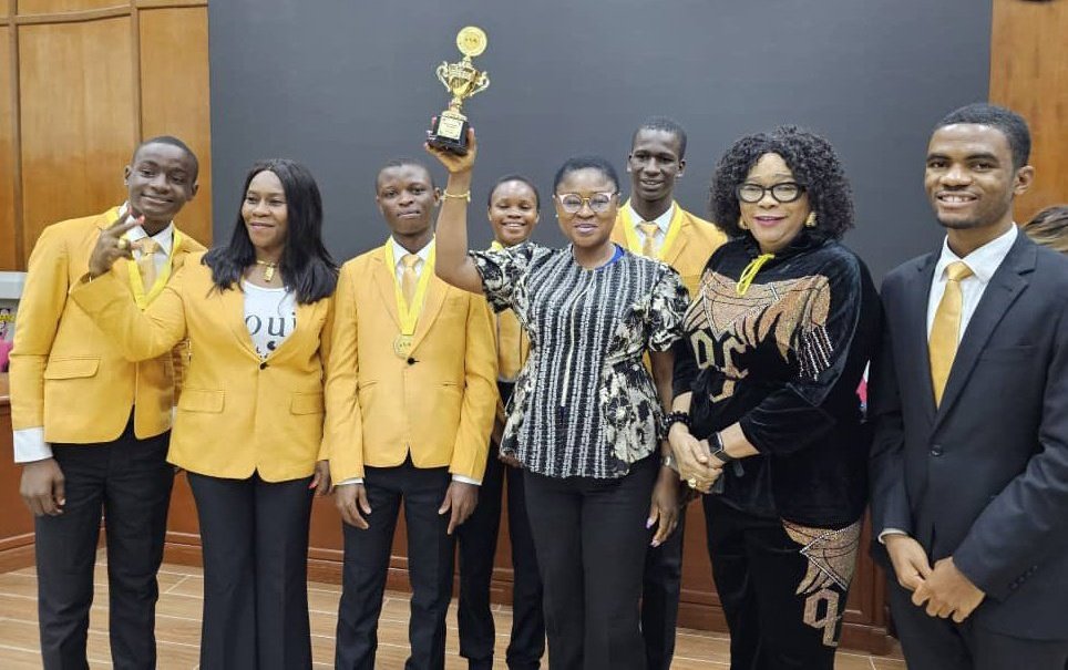 IgboHistoFacts's tweet photo. They're World Champions

Team Nigeria, represented by Anambra Debate Team Conquered The World To Emerge Champion.

Team Nigeria represented by the Anambra state debate team has again emerged as winners of the 2023 Nigeria-Malaysia Int'l Debate Championship.

Let's celebrate them! https://t.co/aoyFcoWD3M
