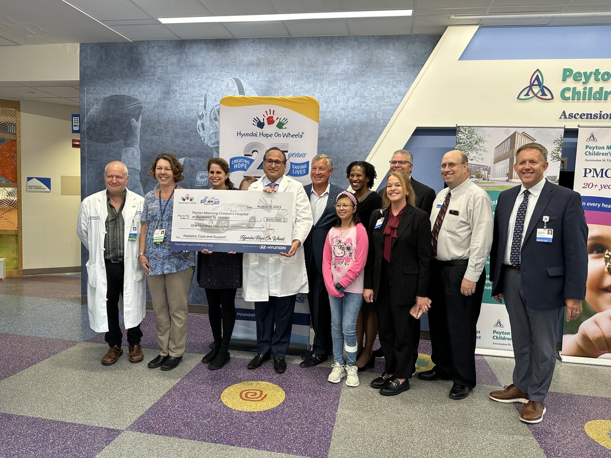 PeytonChildrens's tweet photo. Peyton Manning Children’s Hospital at Ascension St. Vincent celebrated a generous donation to our pediatric cancer support services with gooey, messy, and brightly-colored handprints! The $100,000 donation comes from Hyundai, as part of the Hyundai @hopeonwheels Program. https://t.co/hcFRo3a6GC