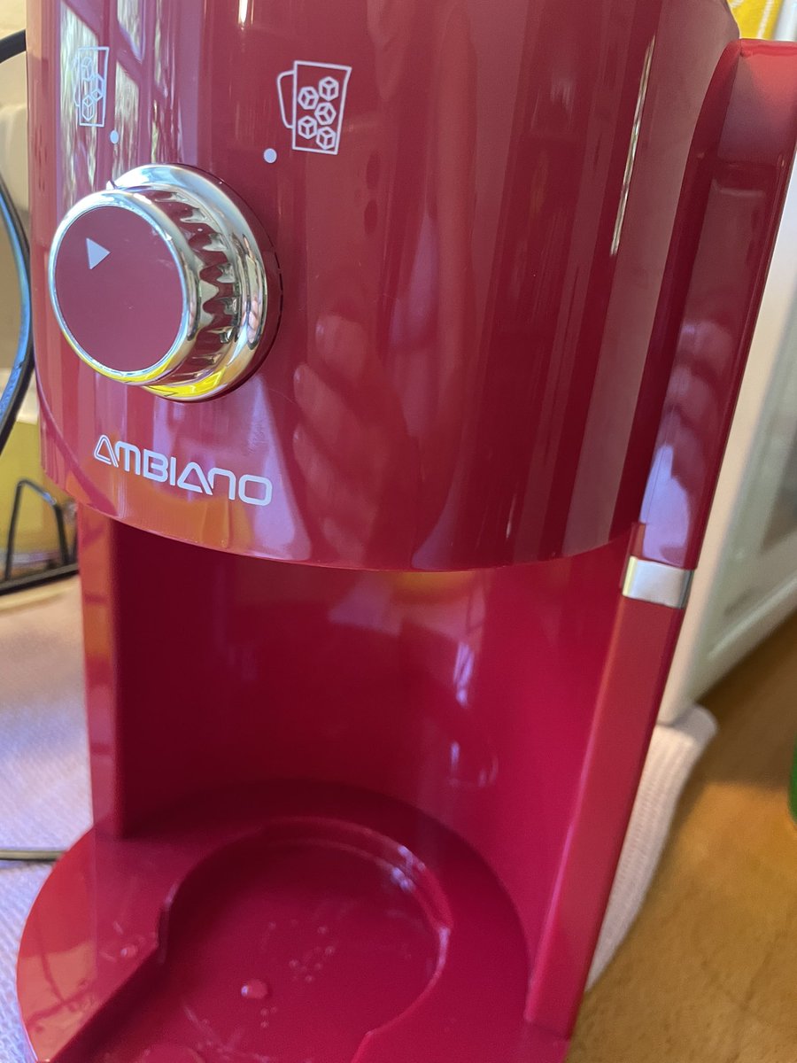 makeitnasty_6's tweet photo. @AldiUK just nearly drank a screw which came out of your ‘ice drink maker’  🙃 https://t.co/he4R2suSnh