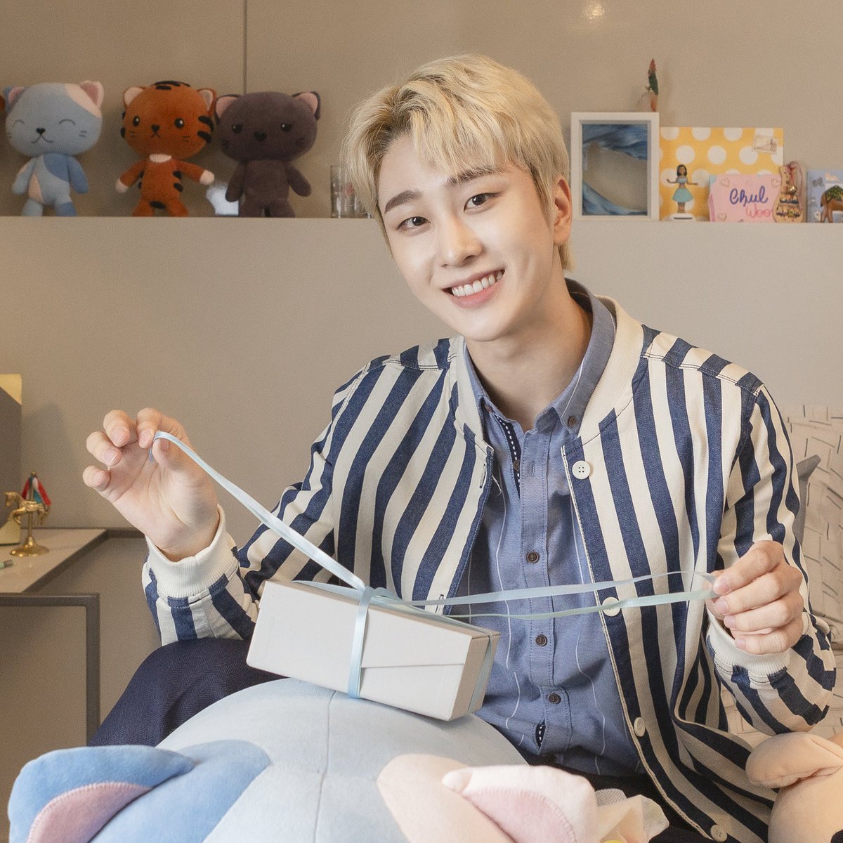 jflo_newkidd's tweet photo. [뉴키드 #진권] Gato fofo😻

#Newkidd #뉴키드 #Jinkwon #진권 #HBOMAX #HBOMAXbr #AlémdoGuardaRoupa #옷장너머로 #Daeho

@HBOMAXbr https://t.co/c7exPvKobF