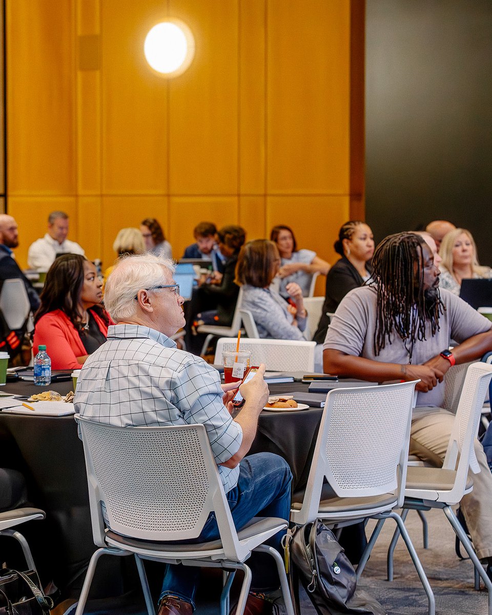 TNECD's broadband team hosted the Digital Opportunity Summit in Nashville on Tuesday.

Attendees learned about the department's vision for digital opportunity and how it affects our state. They were also able to provide their own input on the Digital Opportunity Plan. 👏