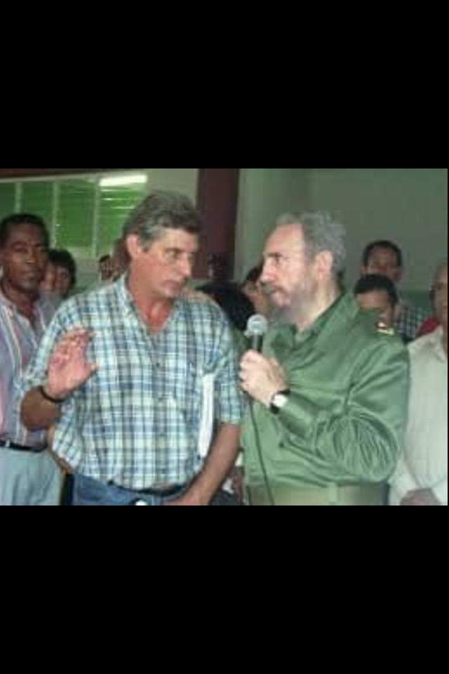 GonzalezIm32625's tweet photo. El alumno y su maestro.#MatancerosEnVictoria https://t.co/lJrxeDk7A0