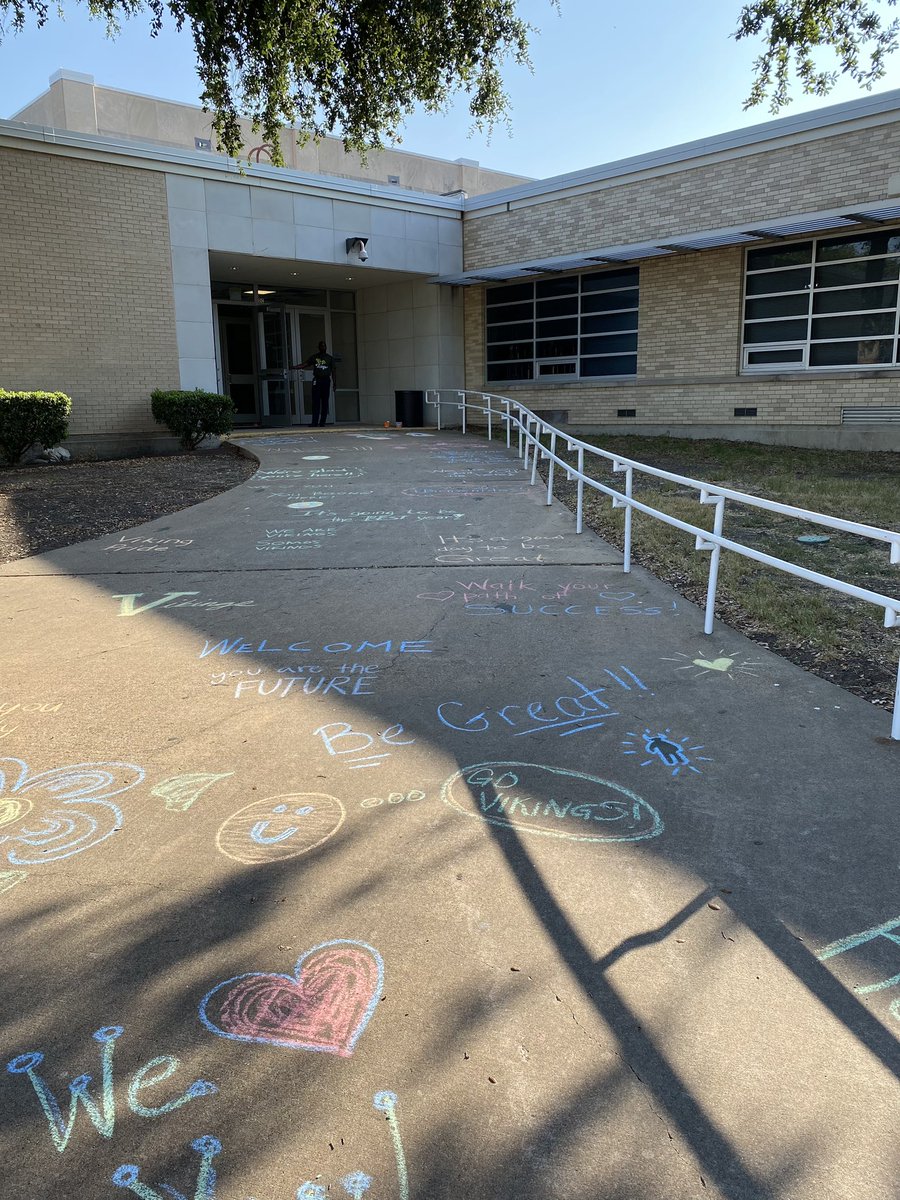 Rhonda Bristow tweet media