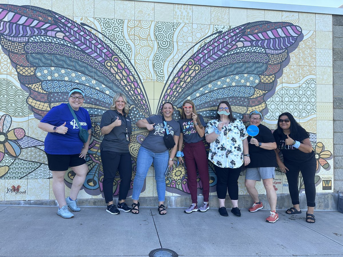 techlovingteach's tweet photo. #JoplinEaglesSoar at Mercy Park!! https://t.co/nqlPIjDksK