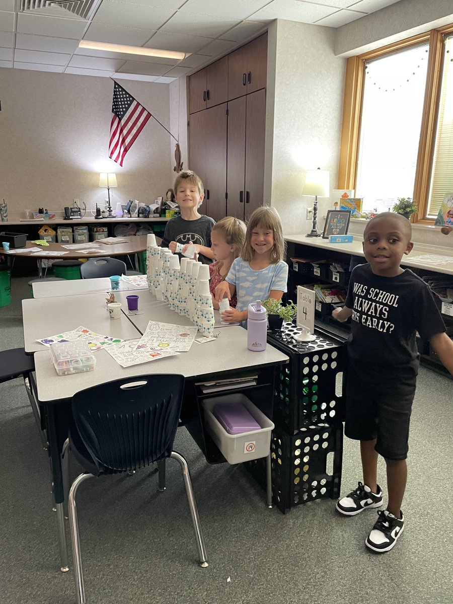 Mrs. Hixson tweet media