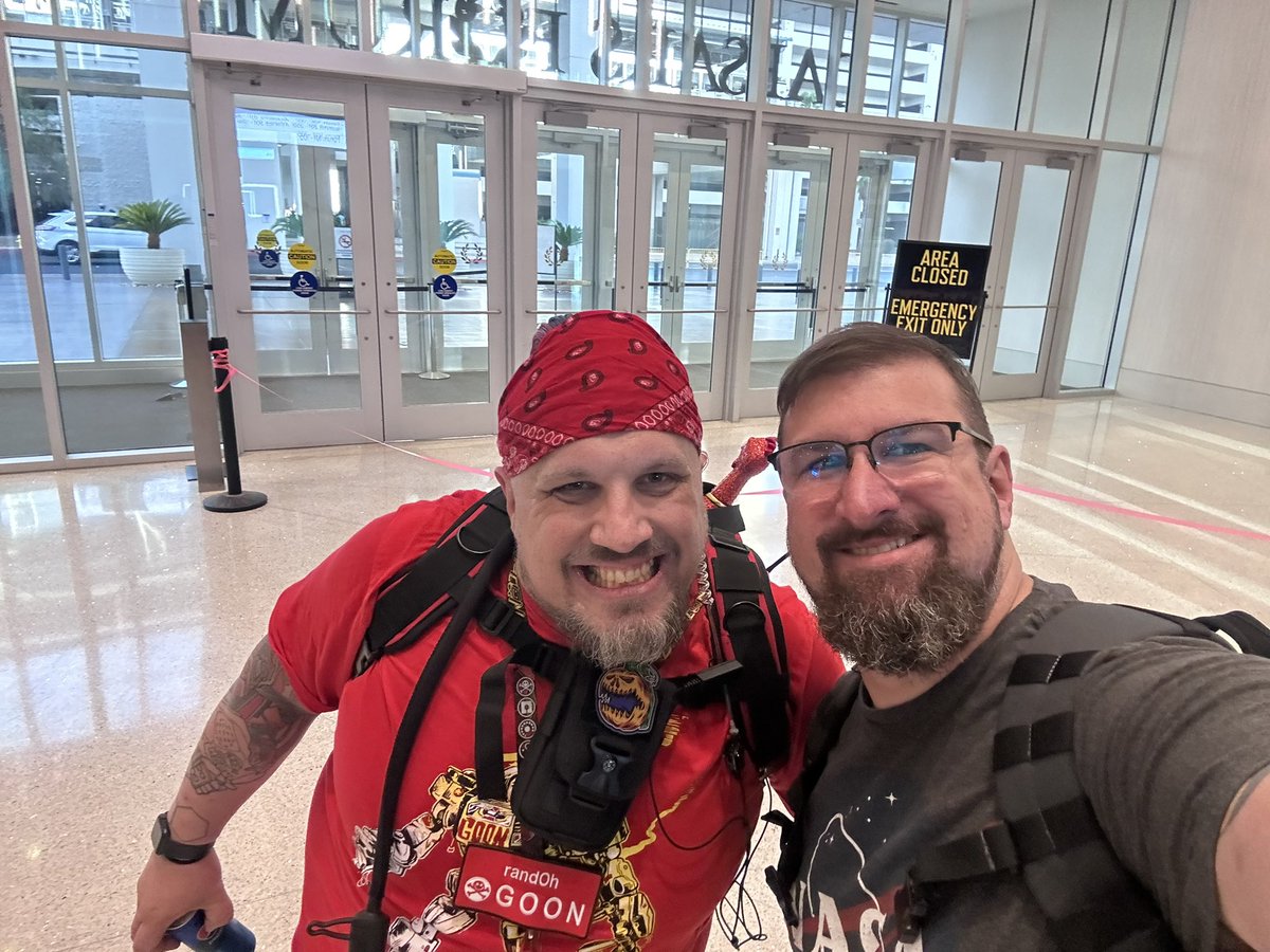 allyncrowe's tweet photo. First @defcon Twitter friend sighting! @dakacki getting us moving! #linecon2023 #ButDidYouDie https://t.co/MoqH6wpFbp