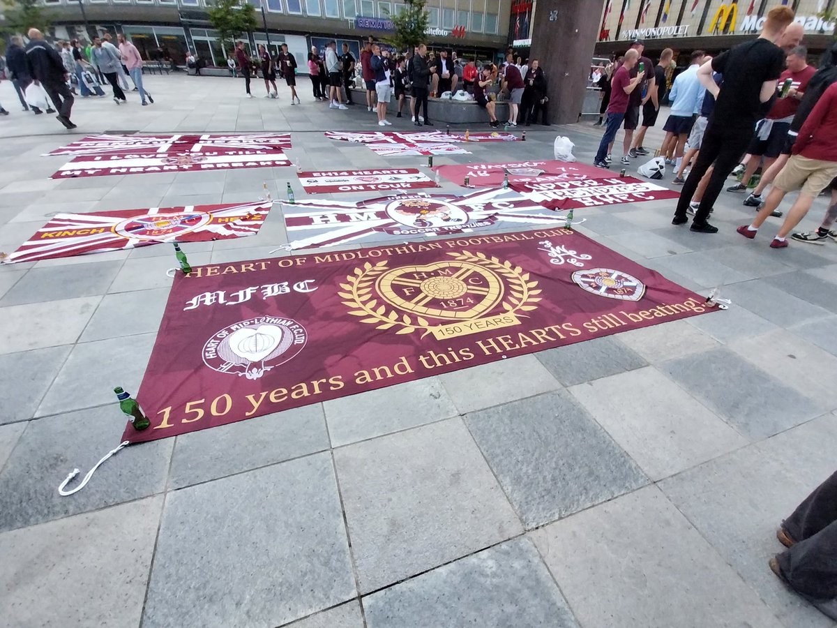 BigStu51's tweet photo. That's a flag, absolutely stunning. https://t.co/s3LVSawN1o