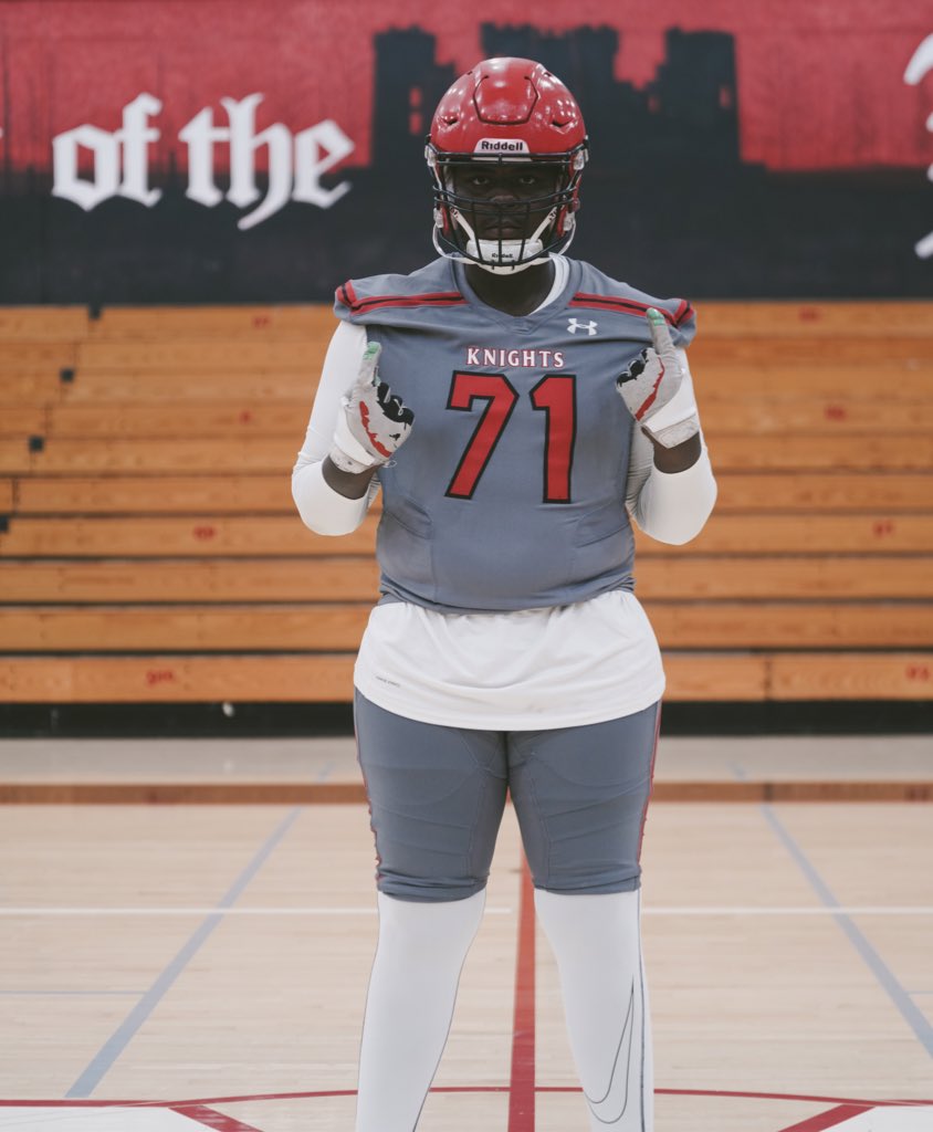 NyreekeBrown's tweet photo. 2023-2024 Season Loading…@Coach_Mont70 @Coach_Davis3 @MHS_Knights_FB https://t.co/YLcTLIXHuF