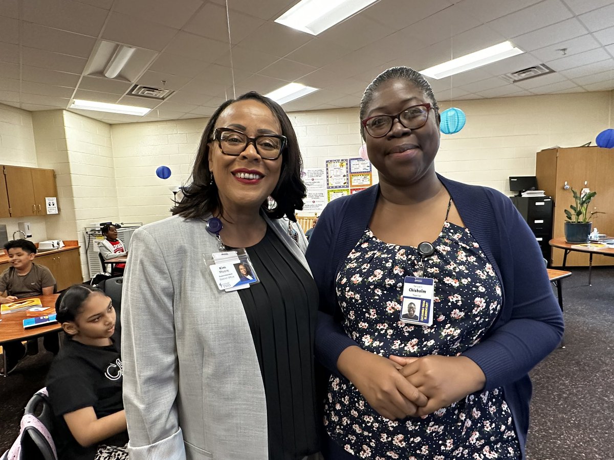 Meet our first international teacher at <a href="/CatawbaTrail/">Catawba Trail Colts</a> - Ms. Chisolm! She hails from Jamaica! 🇯🇲 Welcome to the District Ms. Chisolm! <a href="/MooreKimD/">Dr. Kim D. Moore</a>