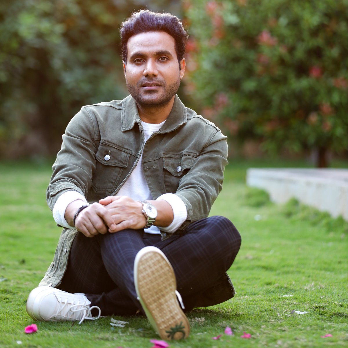 imsalimdiwan's tweet photo. Just being myself..
#beingmyself #positivevibes #lifeisbeautiful #posemaker #actorlife #salimdiwan