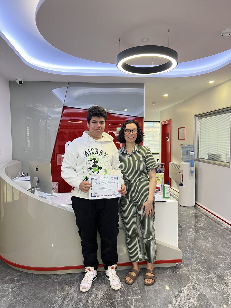 mdacollege's tweet photo. A few students have completed their course with us at MDA College today, it has been a pleasure to have them studying with us and we wish you all the best in your future. Congratulations 🎓🏆 https://t.co/h1UfDiU7HF