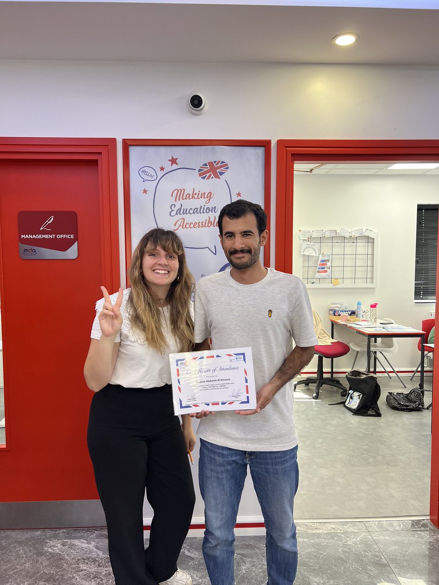 mdacollege's tweet photo. A few students have completed their course with us at MDA College today, it has been a pleasure to have them studying with us and we wish you all the best in your future. Congratulations 🎓🏆 https://t.co/h1UfDiU7HF