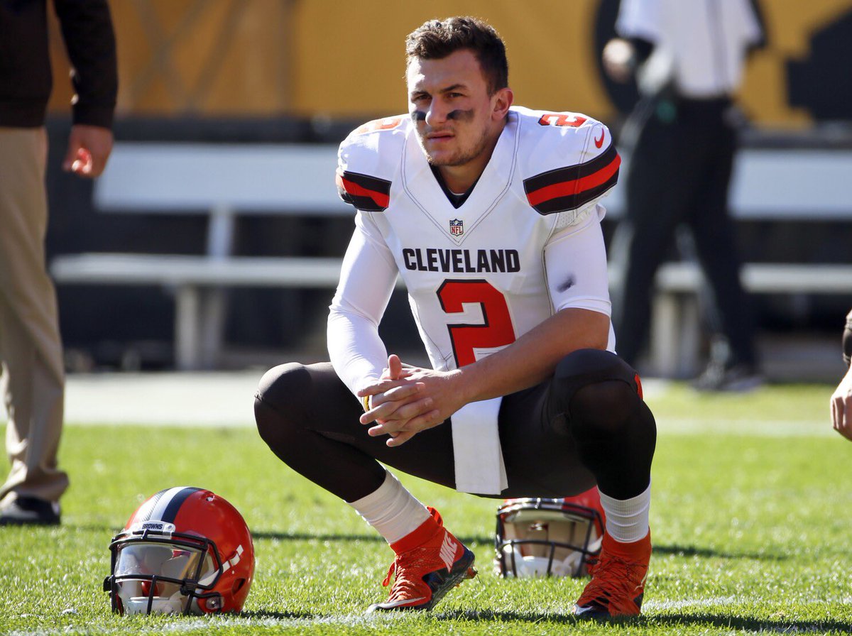 nflmemezz's tweet photo. What we learned from the Manziel documentary 
- He had a 4th string college player take drug tests for him
- His dad almost faked a heart attack to get him out of his drug test at the combine
- He admitted to watching a total of 0 seconds of film

I wonder why he didn’t pan out https://t.co/Wv8OitNGZg