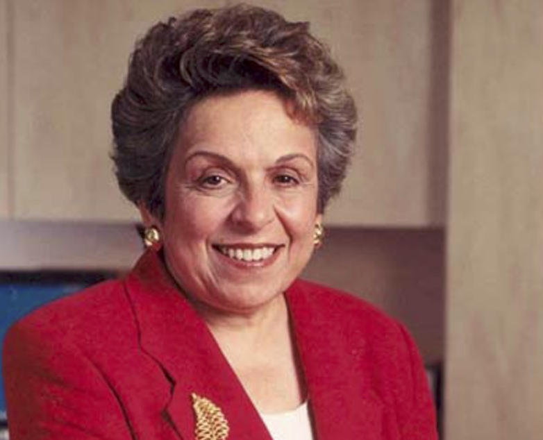 We are pleased to share that, beginning August 15th, Dr. Donna E. Shalala will begin her term as the Interim President of The New School.

Dr. Shalala brings decades of leadership experience in higher education and government to her role: blogs.newschool.edu/community-mess…